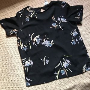 A New Day Floral Top NWT